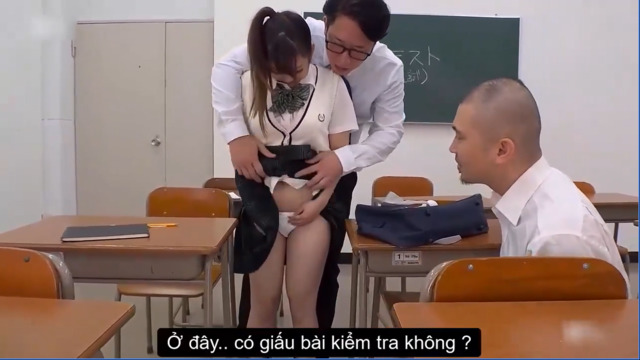 [Vietsub không che] em nữ sinh vú to bím hồng làm tình tập thể với thầy và bạn ngay trong lớp